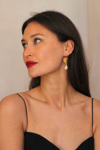 Load image into Gallery viewer, Luna di Positano Earrings with Baroque Pearls - Gold Vermeil